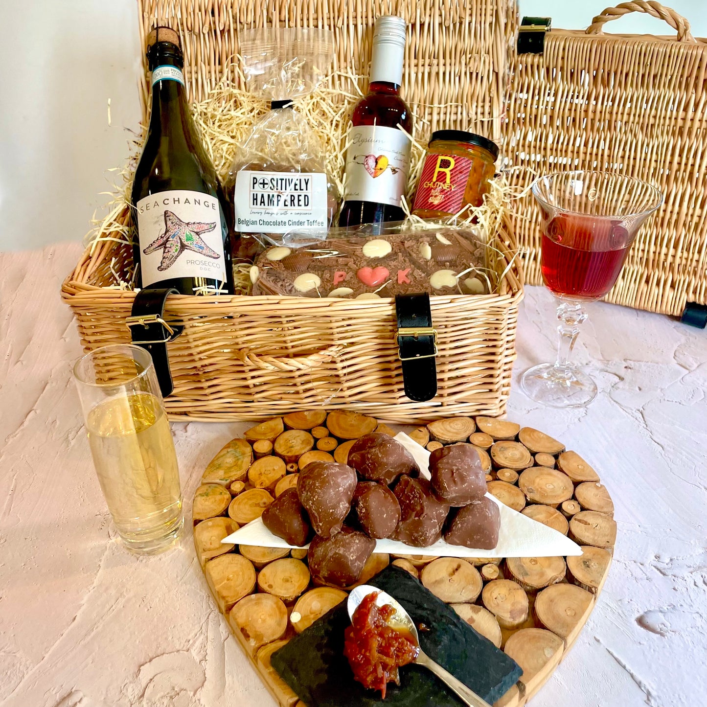 Valentine's Personalised Love Hamper - Prosecco