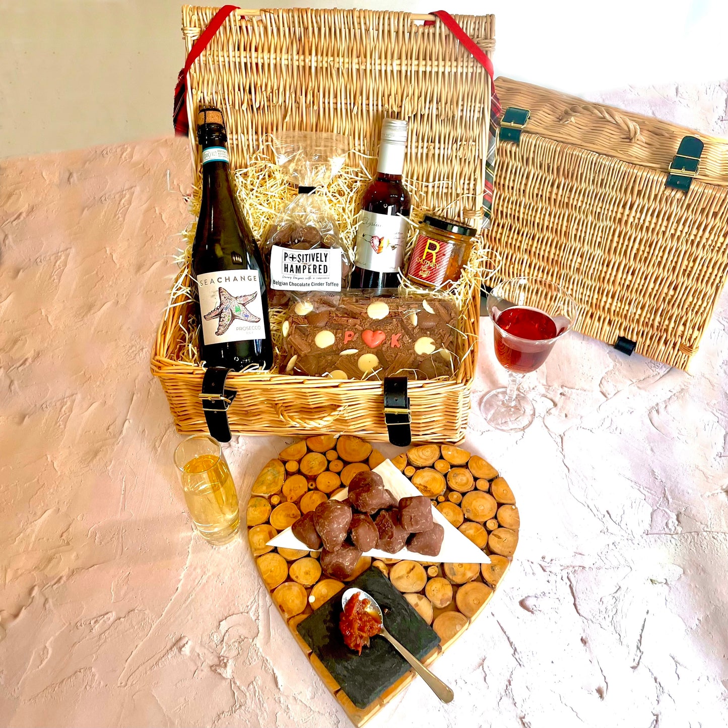 Valentine's Personalised Love Hamper - Prosecco