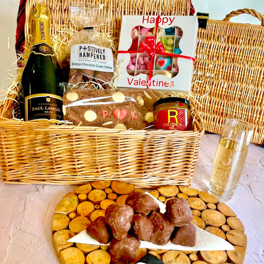 Valentine's Personalised Sweetheart Basket - Champagne
